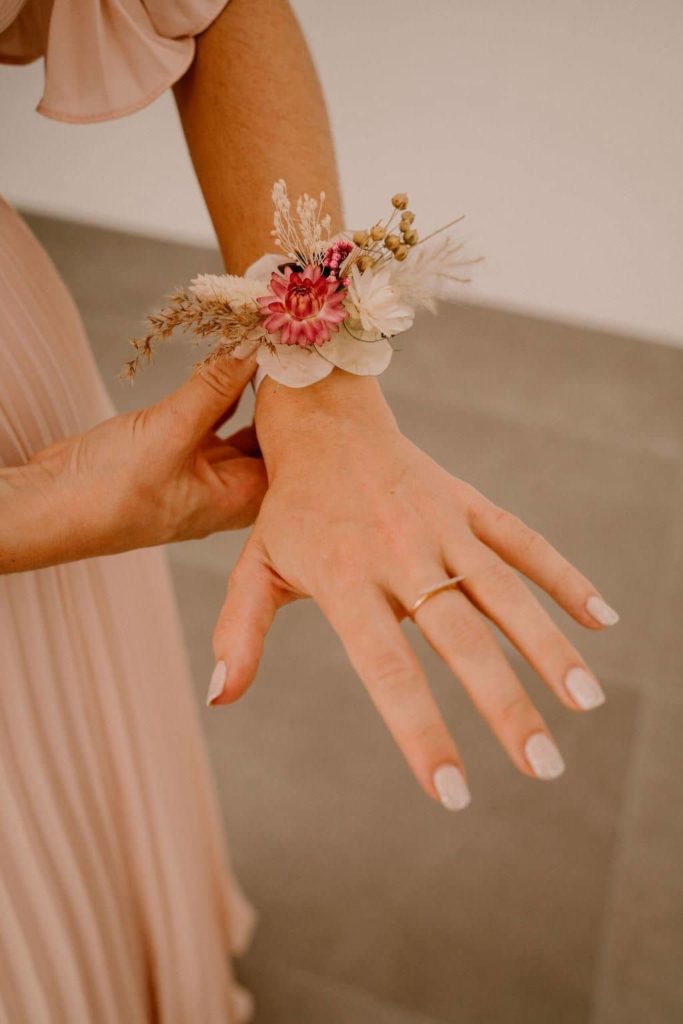 Bracelet en fleurs pour mariage