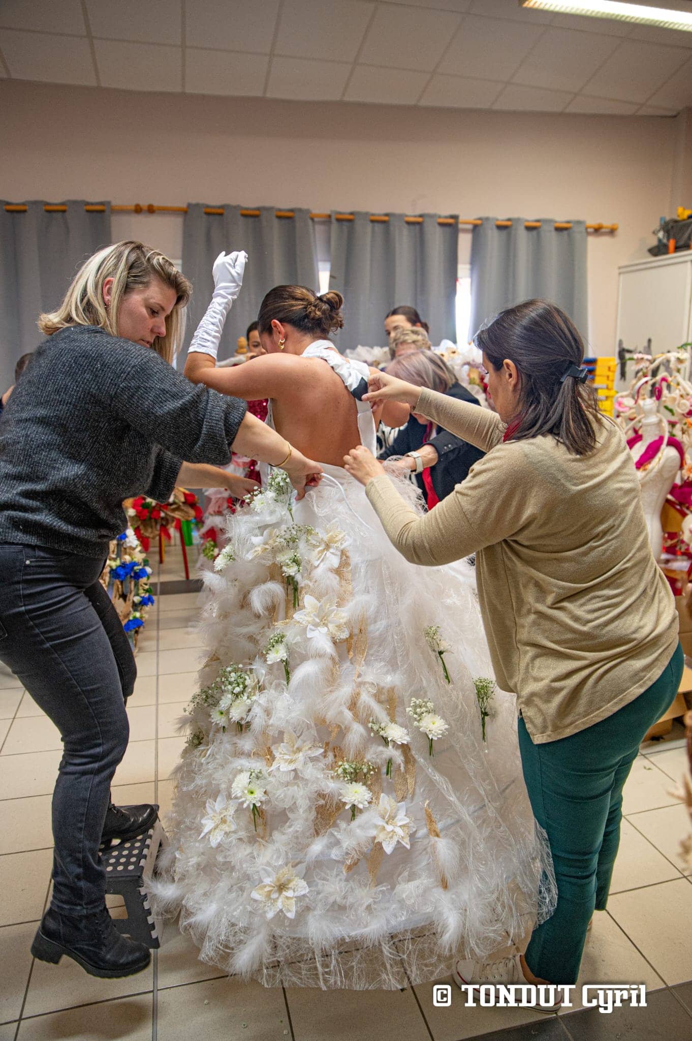 Show floral haute-couture