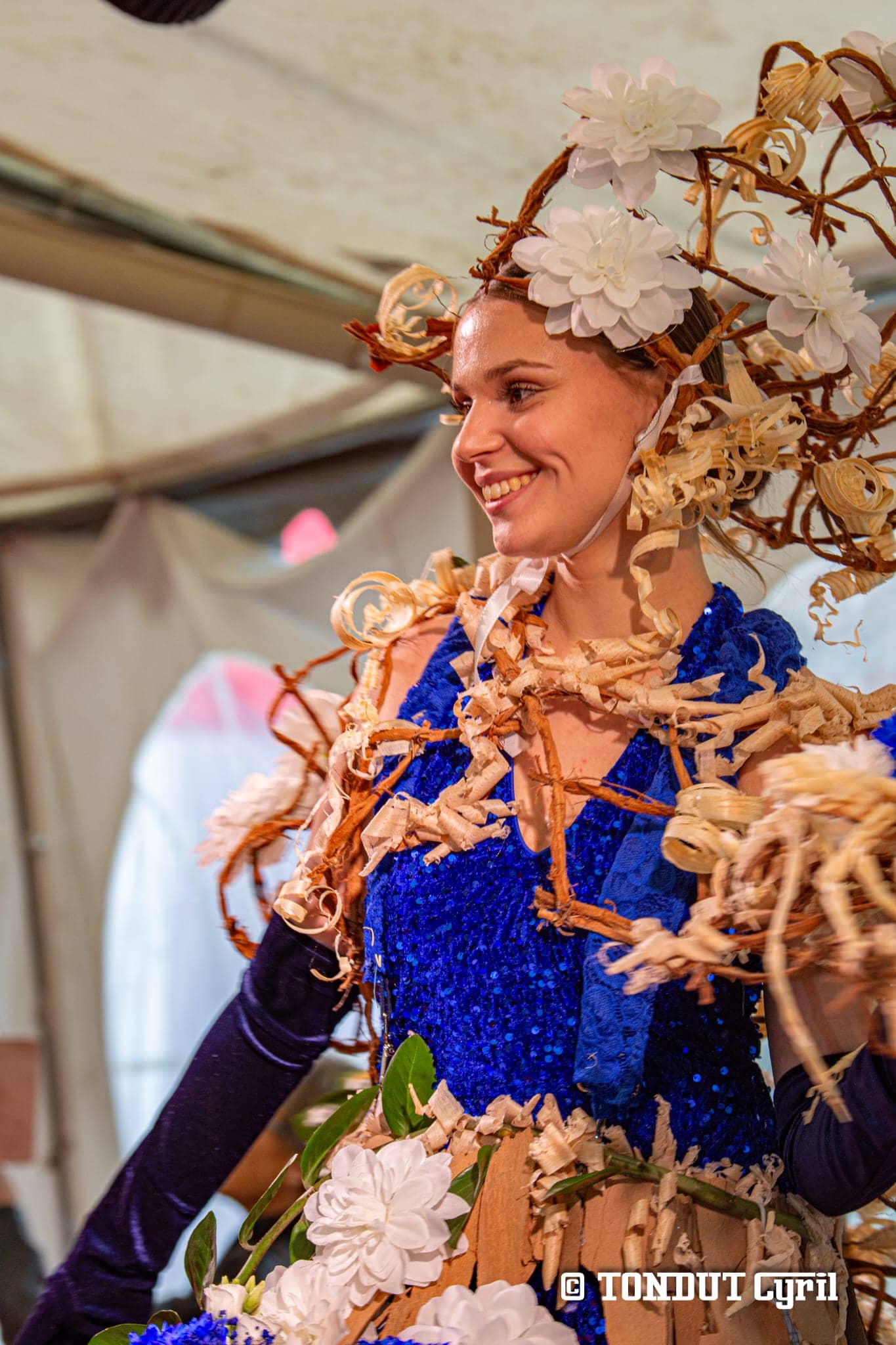 Show floral haute-couture